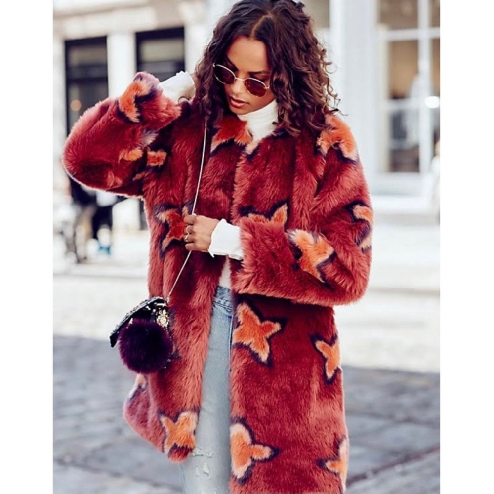 People Jacket Coat Wrap Me Up Faux Fur In Rosewood Stars